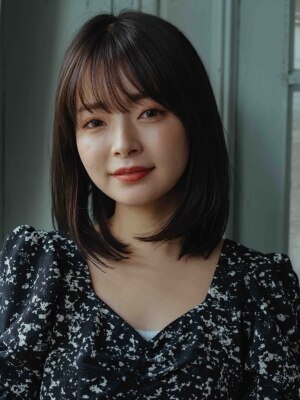 大人かわいいレイヤーロブ
